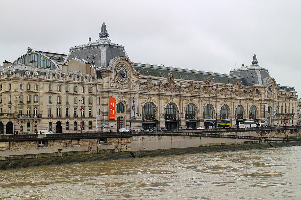 Musee d'Orsay exterior